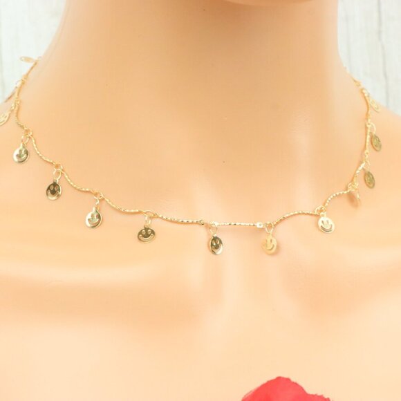 "Minimalist & Elegant Necklace Chain – Perfect for Women & Girls | UNVRC1039 - Picture 4 of 10